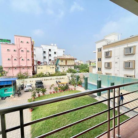Hotel A One ! Puri, Breakfast Included- Swimming-Pool, Near Sea-Beach-And-Temple, Fully-Air-Conditioned-Hotel With-Lift-And-Parking-Facility - 1 Exterior foto