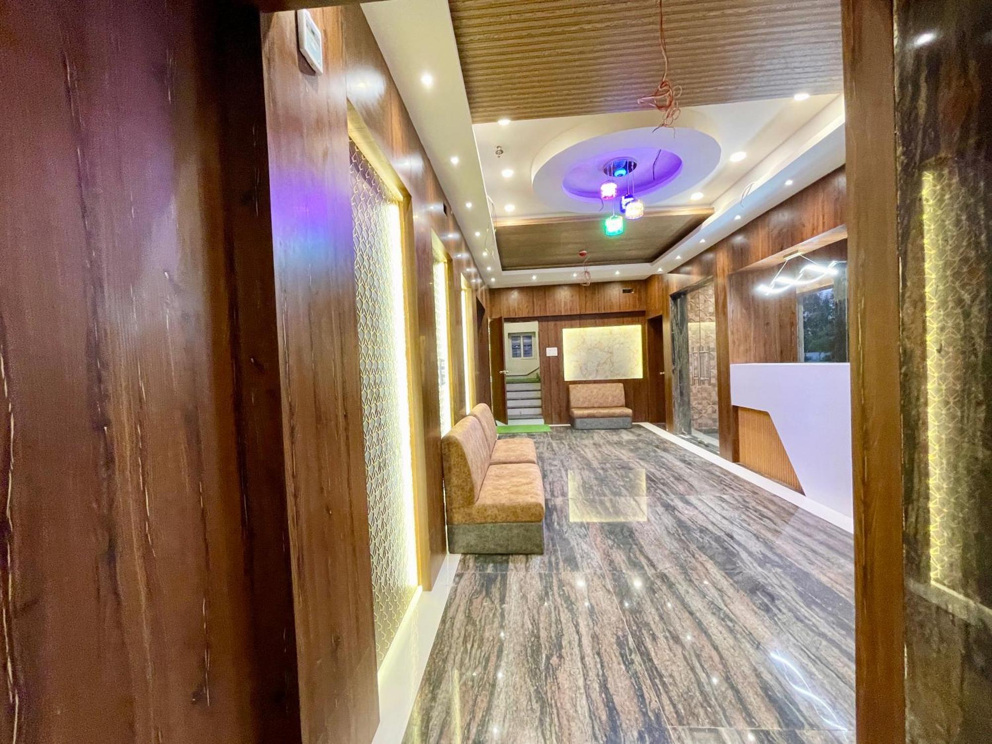 Hotel A One ! Puri, Breakfast Included- Swimming-Pool, Near Sea-Beach-And-Temple, Fully-Air-Conditioned-Hotel With-Lift-And-Parking-Facility - 1 Exterior foto