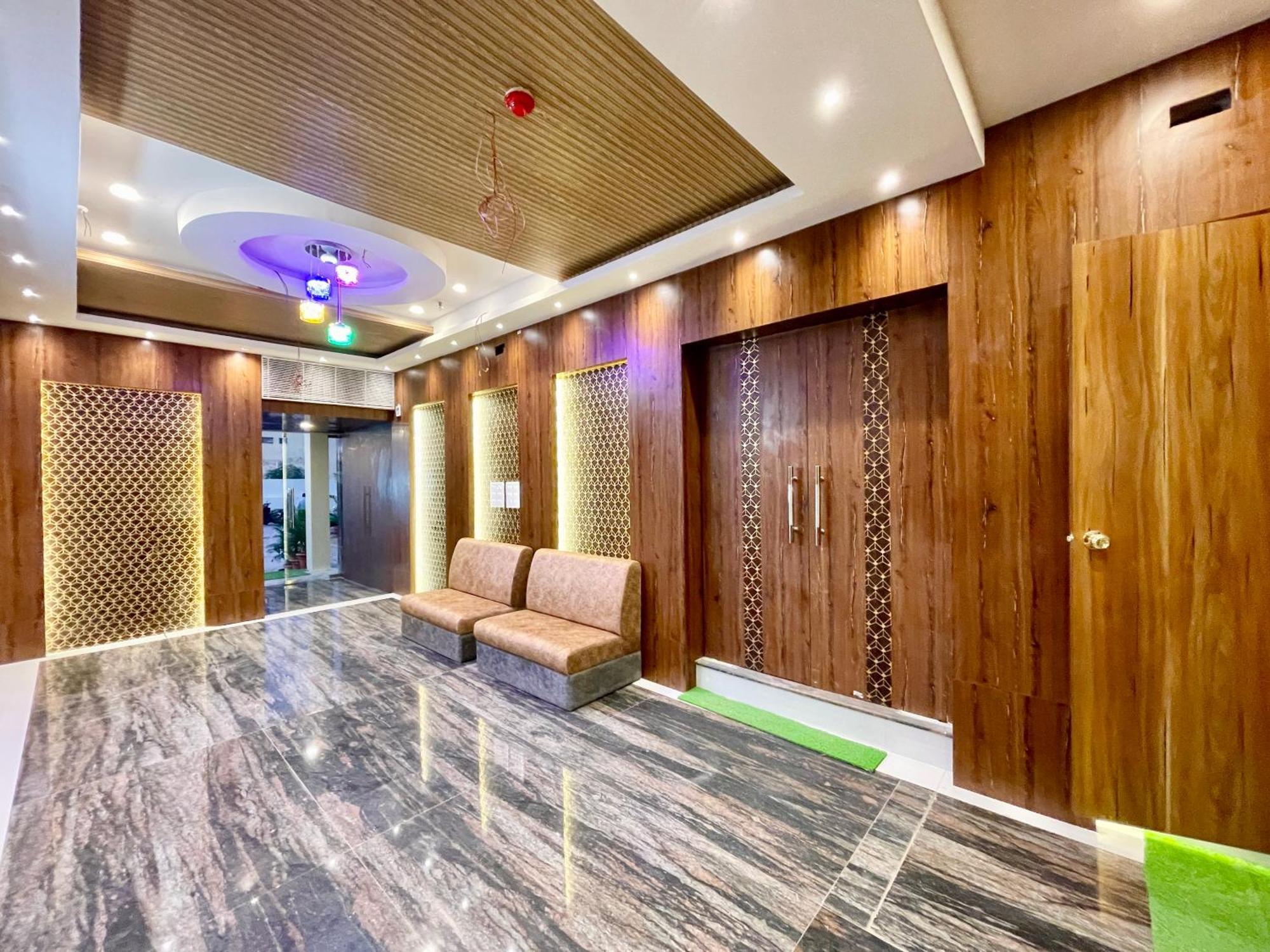 Hotel A One ! Puri, Breakfast Included- Swimming-Pool, Near Sea-Beach-And-Temple, Fully-Air-Conditioned-Hotel With-Lift-And-Parking-Facility - 1 Exterior foto